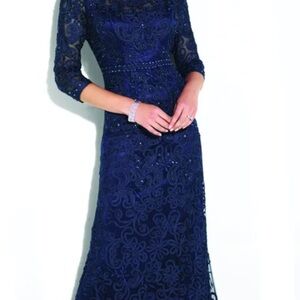 Cameron Blake Designer Gown 3/4  Sleeve Navy Lace Dress MOB or MOG